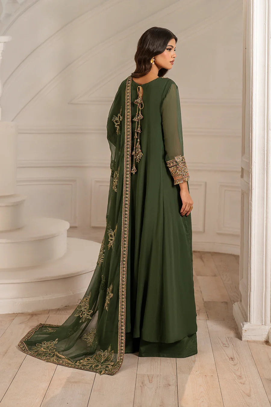 Iznik | Luxury Formals | UE-416 Embroidered Chiffon