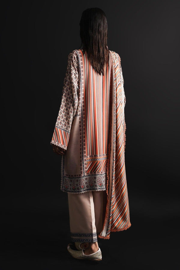 Sana Safinaz | Mahay Winter 23 | 18A