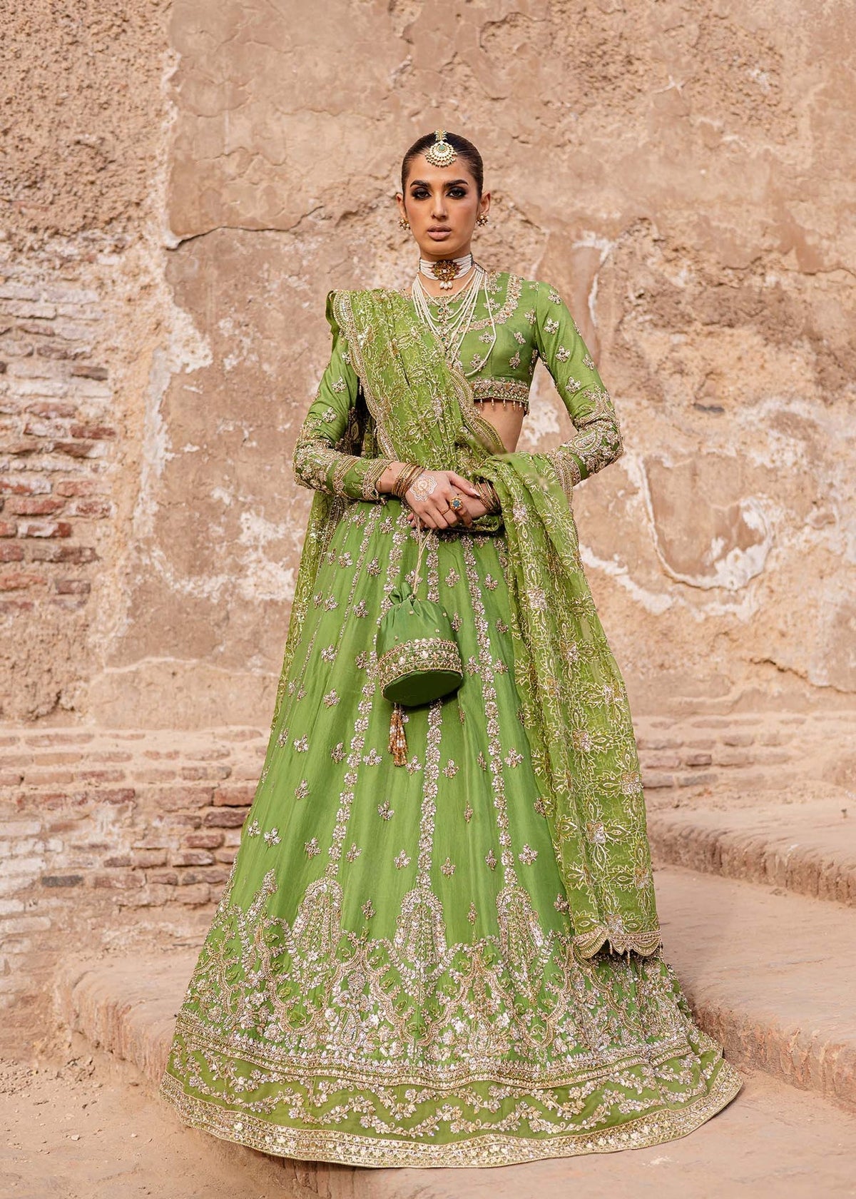 Akbar Aslam | Dastaan Luxury Formals | Nashmira