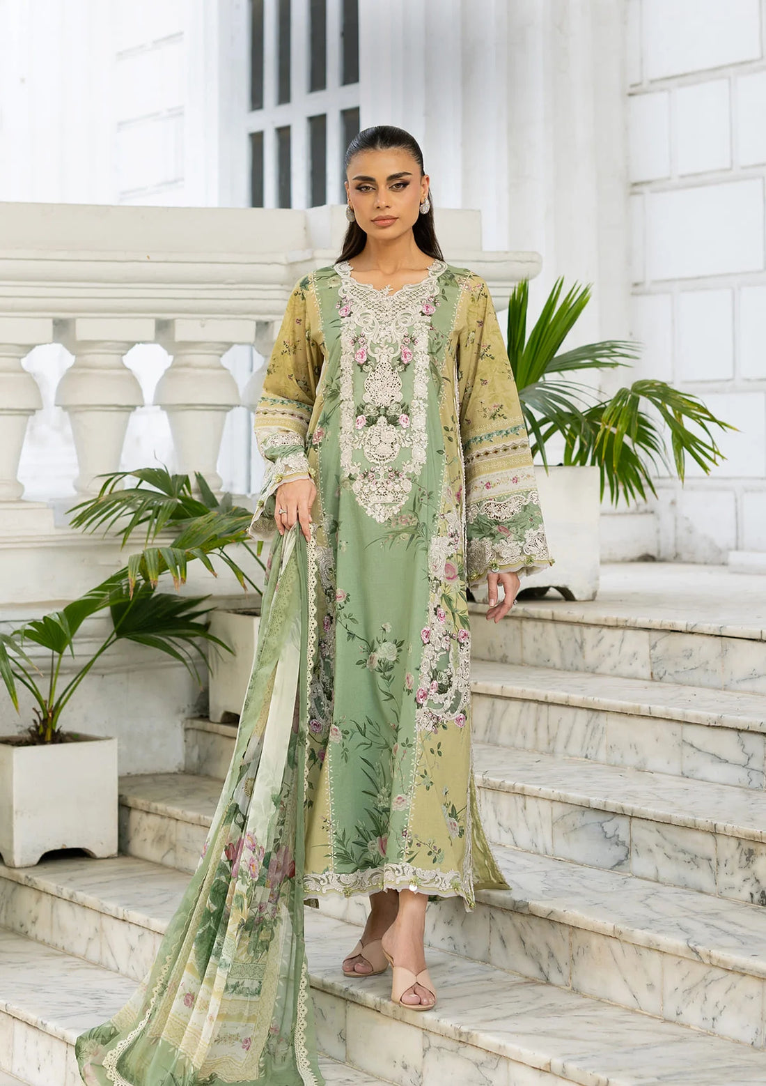 Elaf Premium | Signature Embroidered Lawn with Chiffon Collection 26 | ESG-1A ELARA