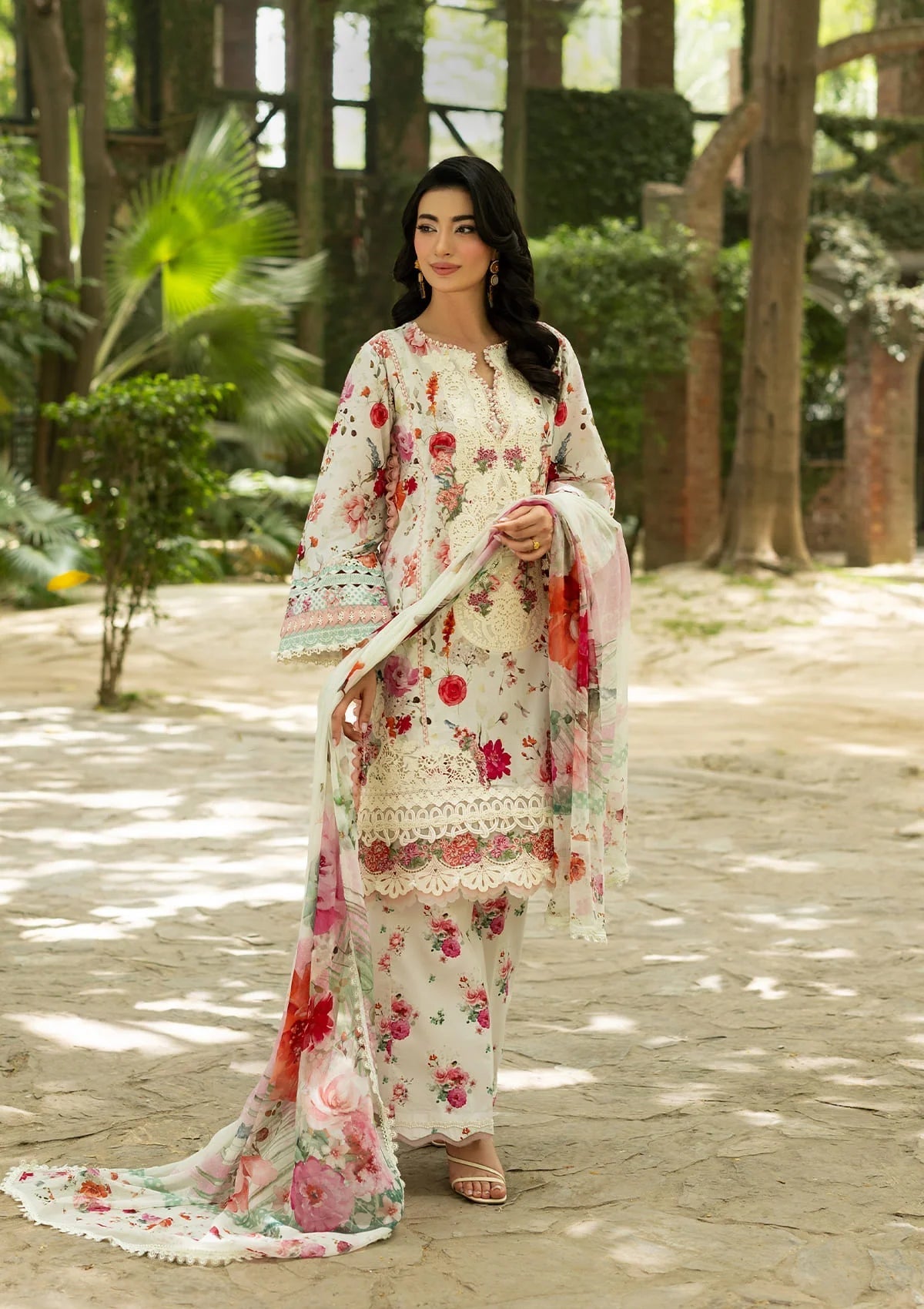 Elaf Premium | Signature Embroidered Lawn with Chiffon Collection 26 | ESG-4A CLAIRE