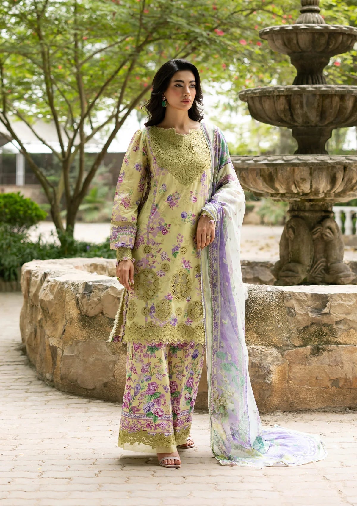Elaf Premium | Signature Embroidered Lawn with Chiffon Collection 26 | ESG-8A OLIVIA