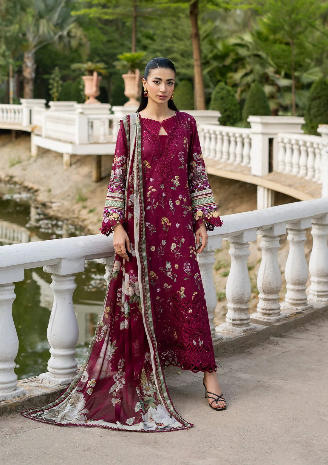 Elaf Premium | Signature Embroidered Lawn with Chiffon Collection 26 | ESG-2A NORA