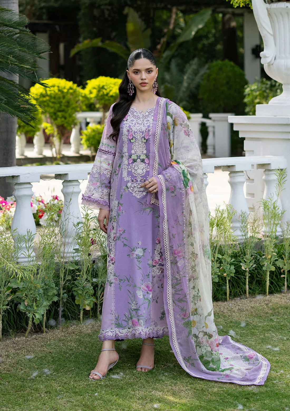 Elaf Premium | Signature Embroidered Lawn with Chiffon Collection 26 | ESG-1B BIANCA