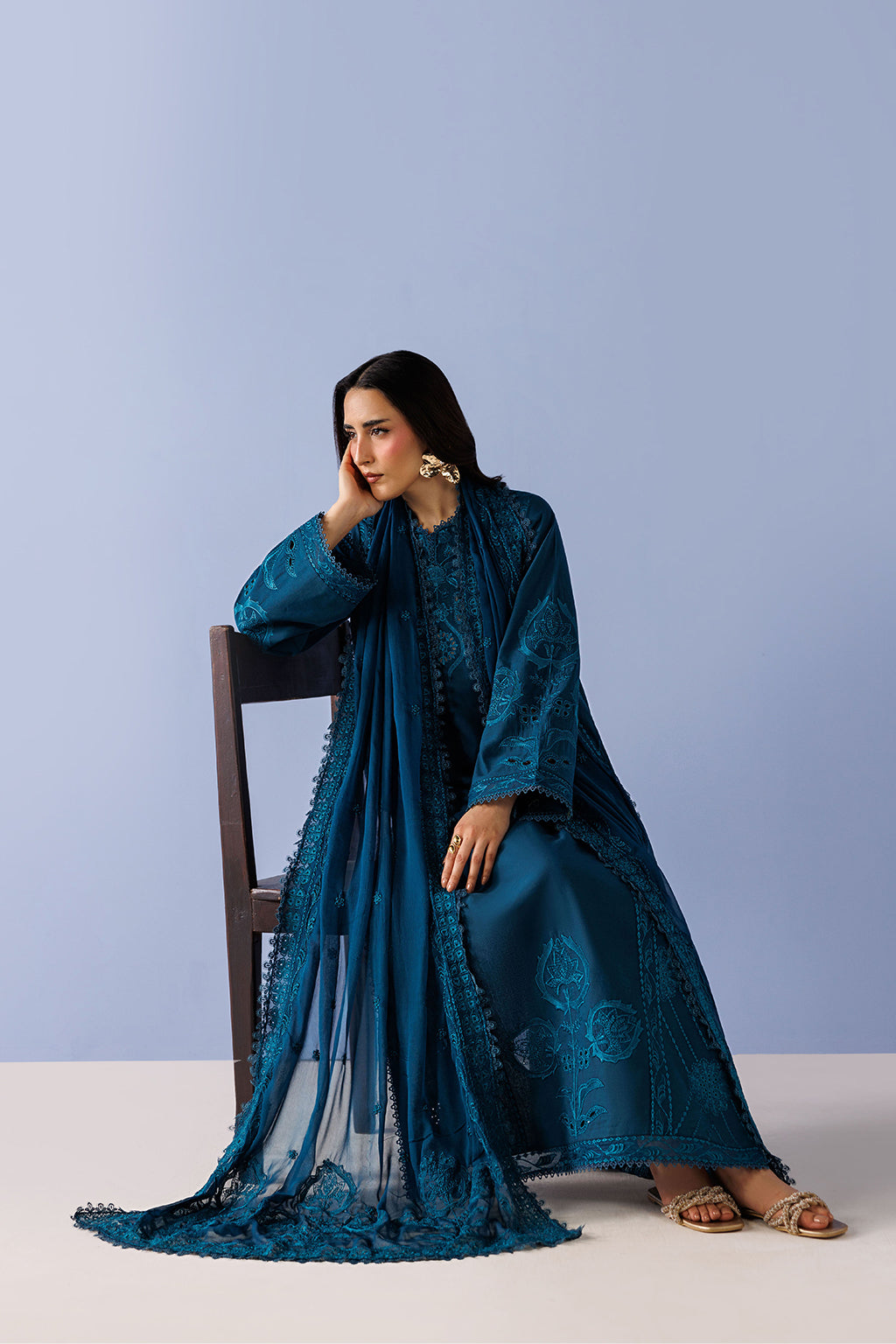 Emaan Adeel | Elevated Essentials 26 | AVENOIR