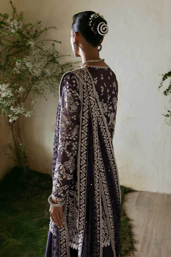 Suffuse | Freeshia Formal | RAVENA