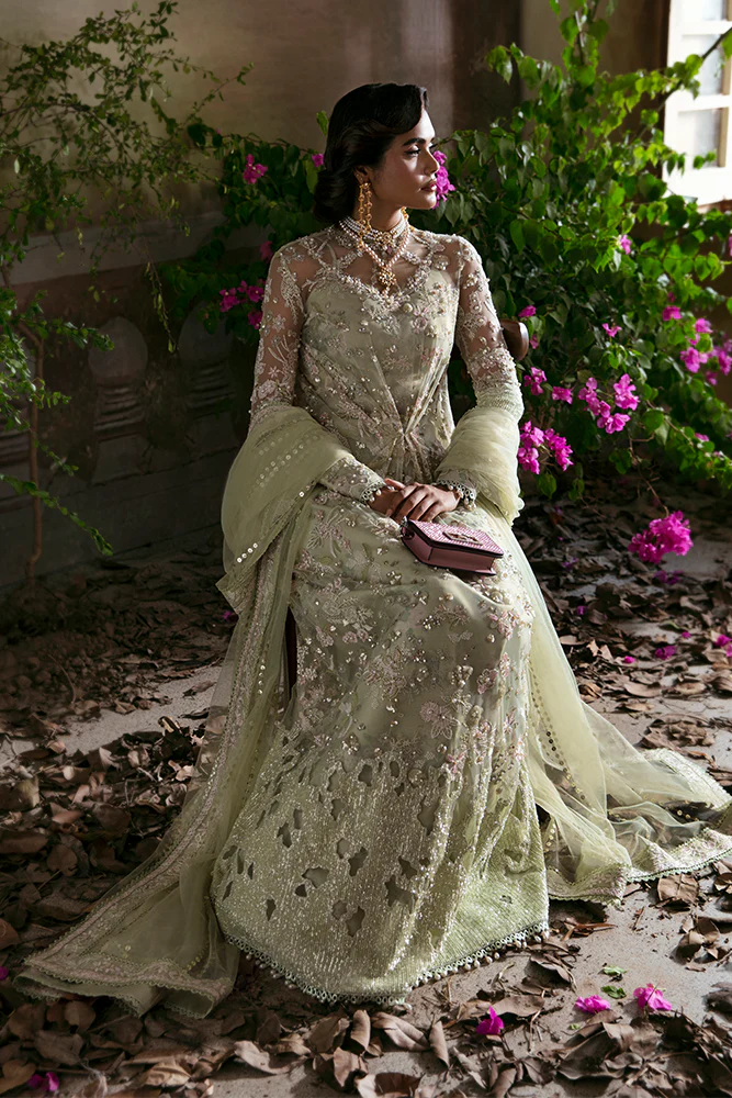 Suffuse | Freeshia Formal | KIARA
