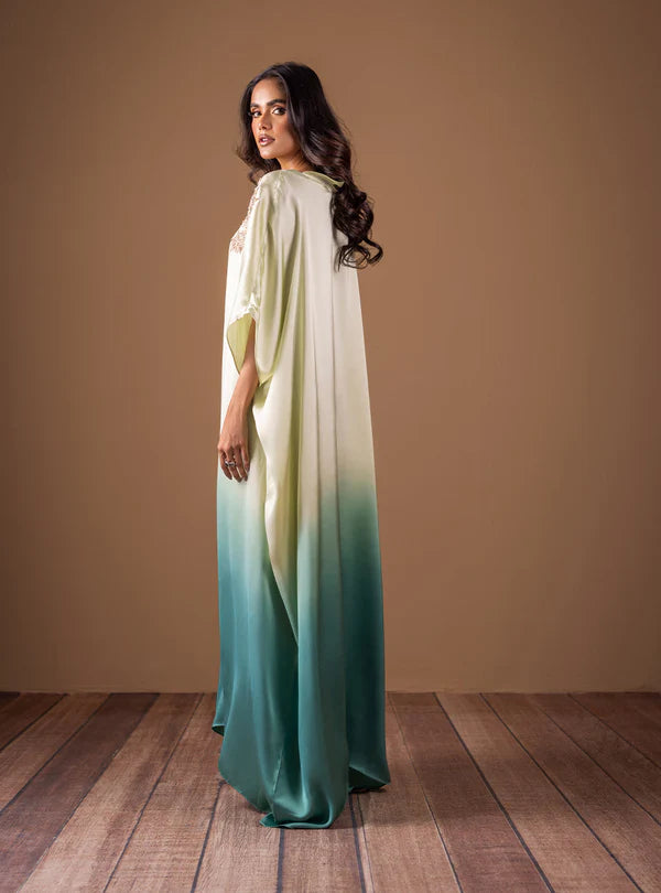 Zainab Chottani | Semi Formals | AQUA FLAME
