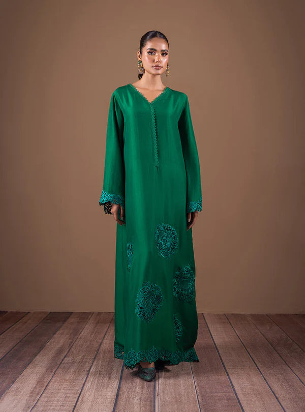 Zainab Chottani | Semi Formals | ENCHANTING EMERALD