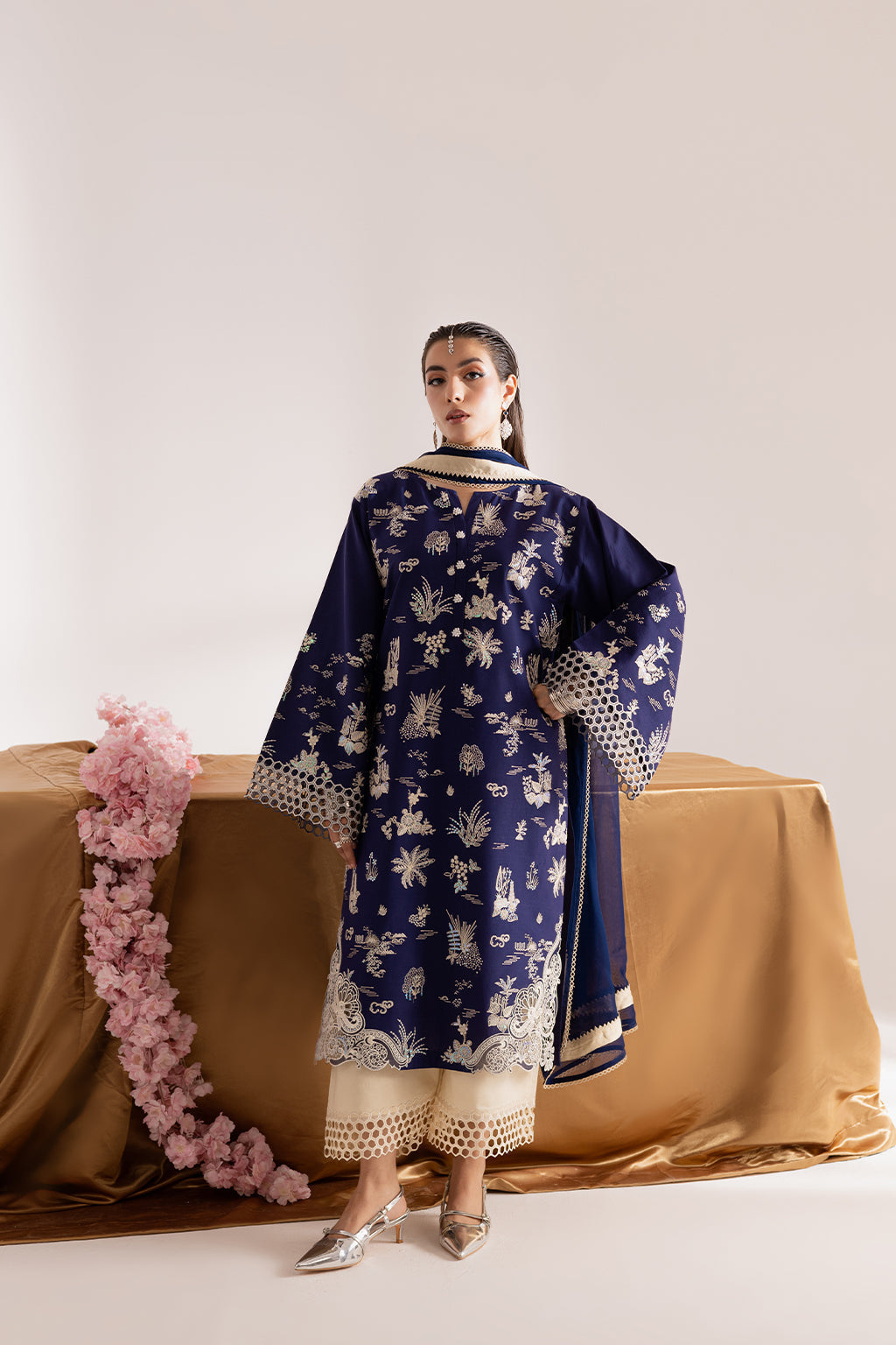 Vanya | Celine Formals | CN-13