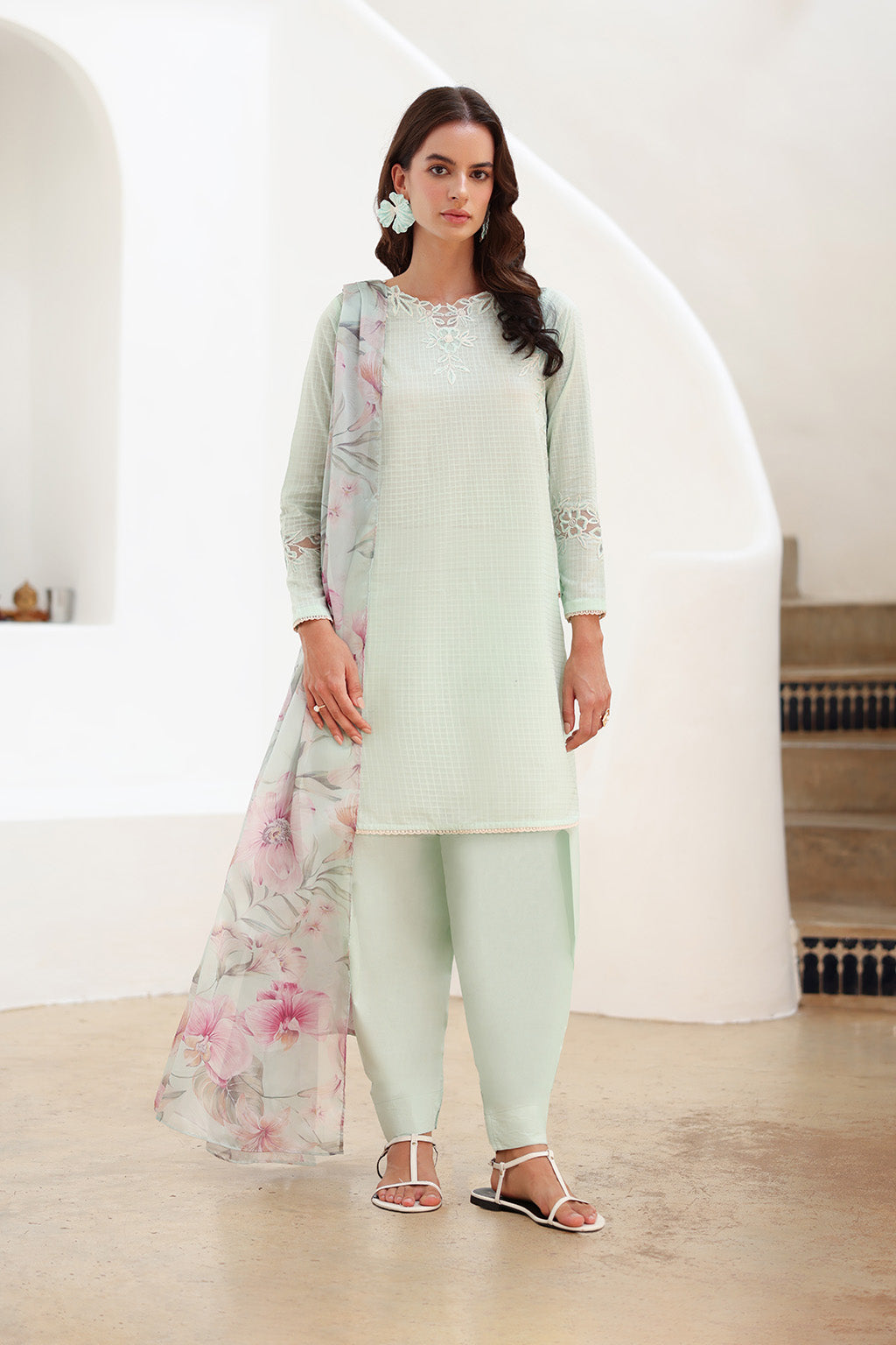 Iznik | lawn 26 | UE-521