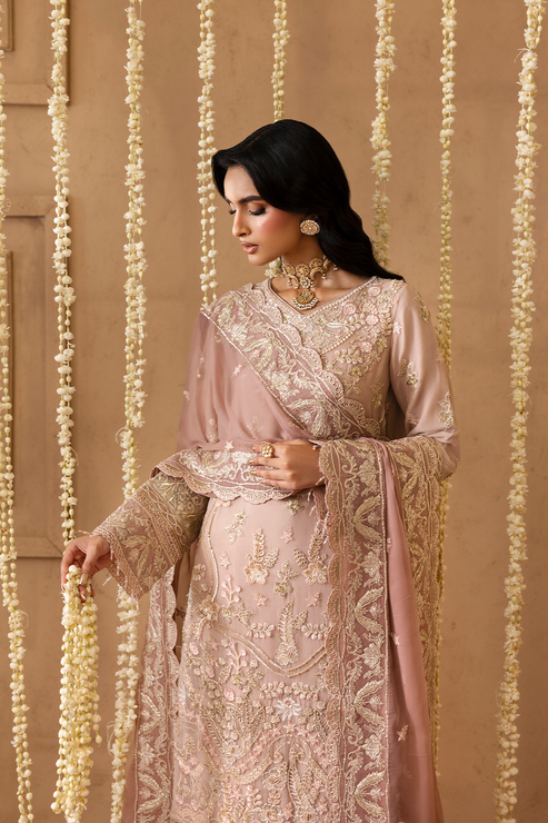 Emaan Adeel | Sheherzadi Formals 25 | LAILA