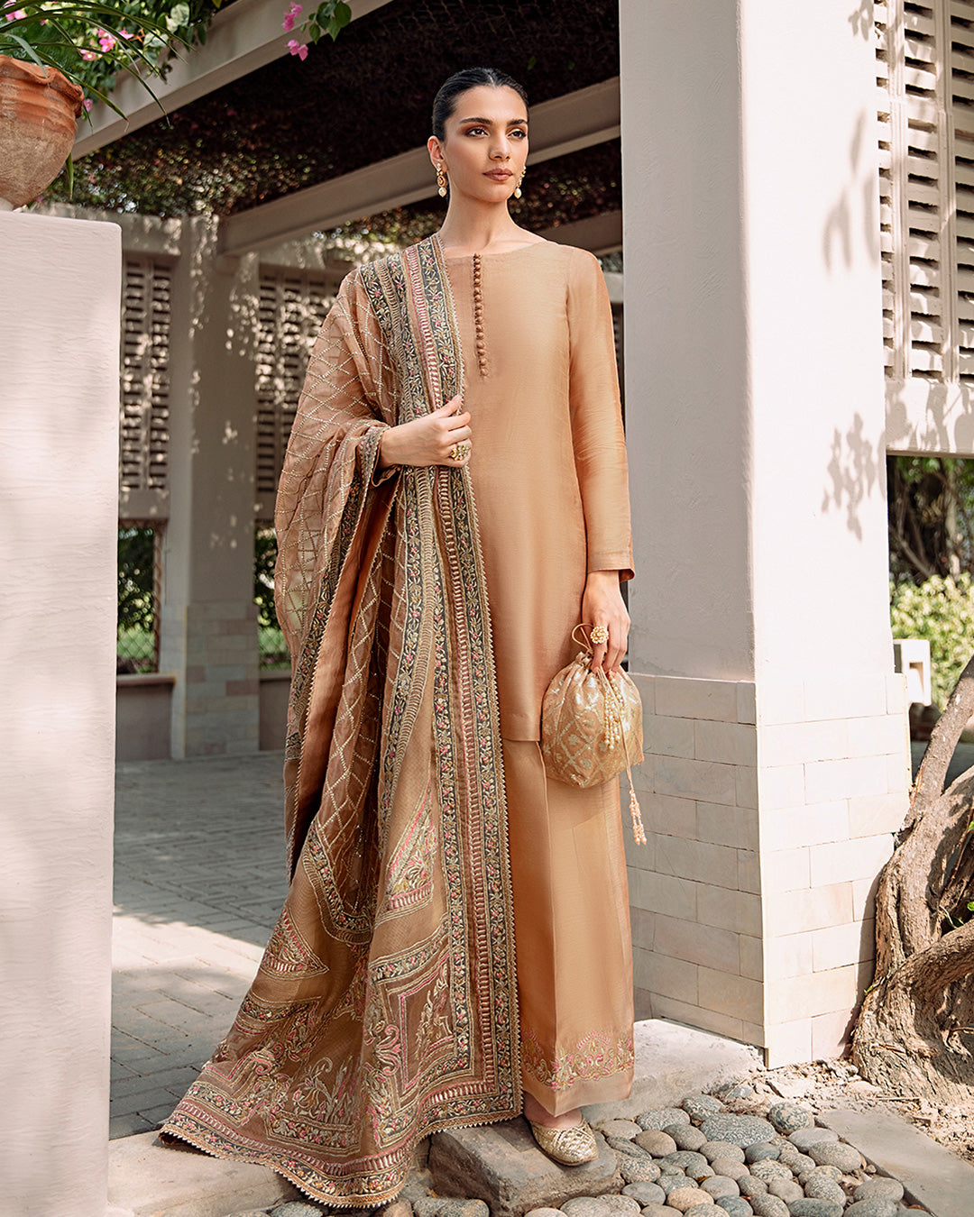 Faiza Saqlain | Formal'25 | Haiya