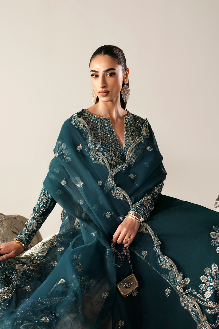 Emaan Adeel | Serein Luxe Silk | STARLIGHT SWAY