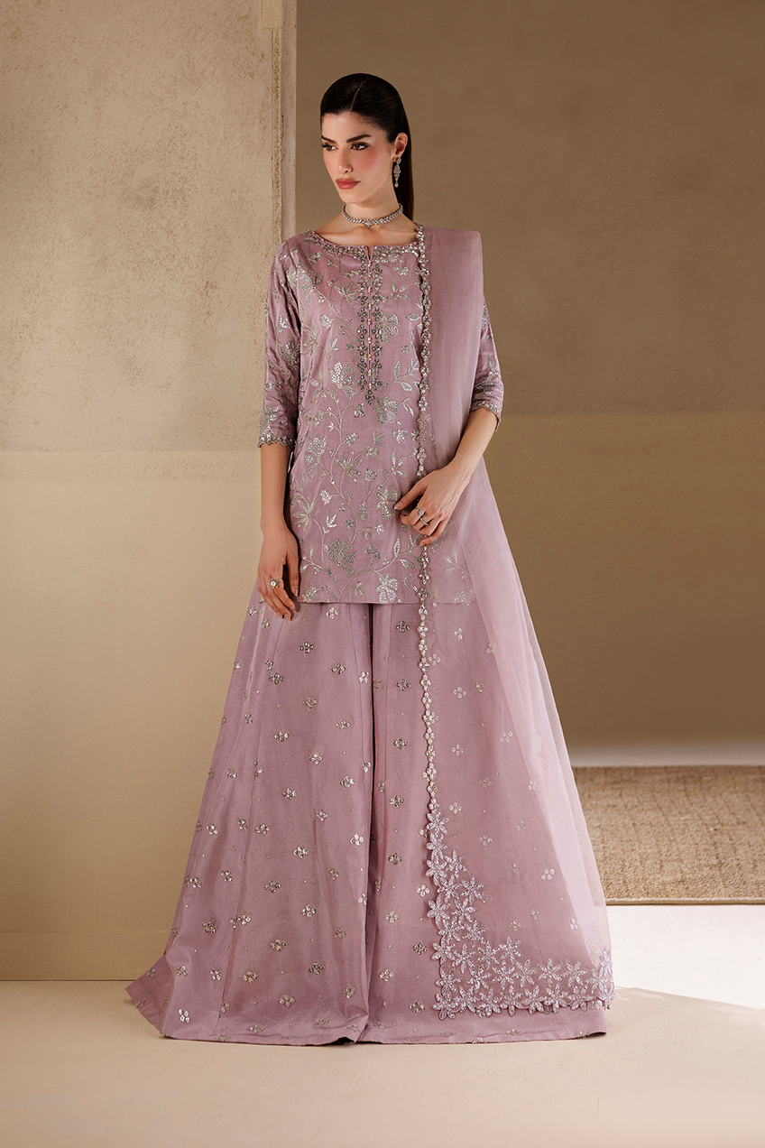 Iznik | Formals ‘26 | UE-730 Embroidered Ramen Silk