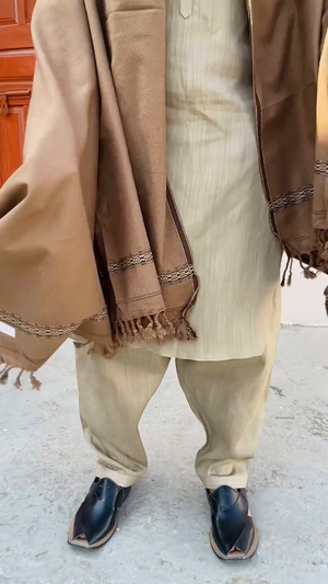 Kamaal Khan Dhussa Peshawari Shawl For Men (Medium) - Camel Brown