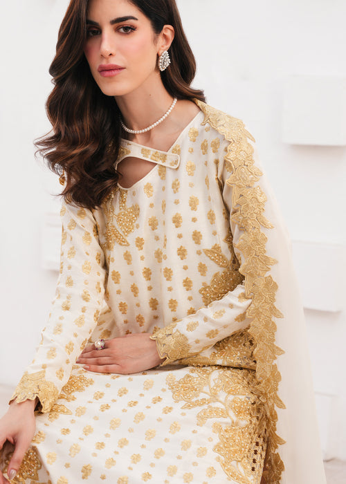 Saira Shakira | Saira Shakira Eid Pret | Dove Hush
