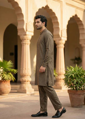 Real Image Clothing D - 635 brown