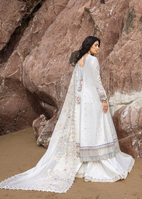 Sadaf Fawad Khan | Lawn 26 | Noor