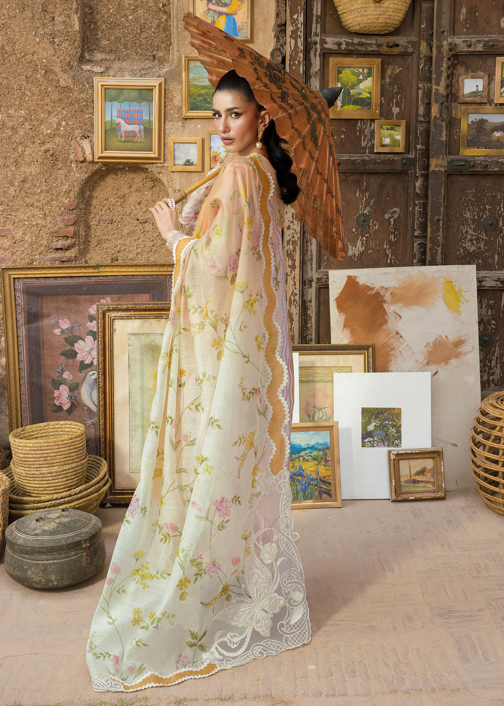 Saira Shakira | Bloom Lawn | LANA 1B