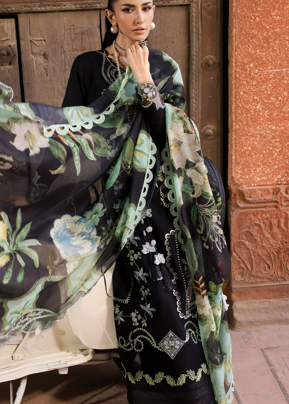 Saira Shakira | Bloom Lawn | ELISE 1A