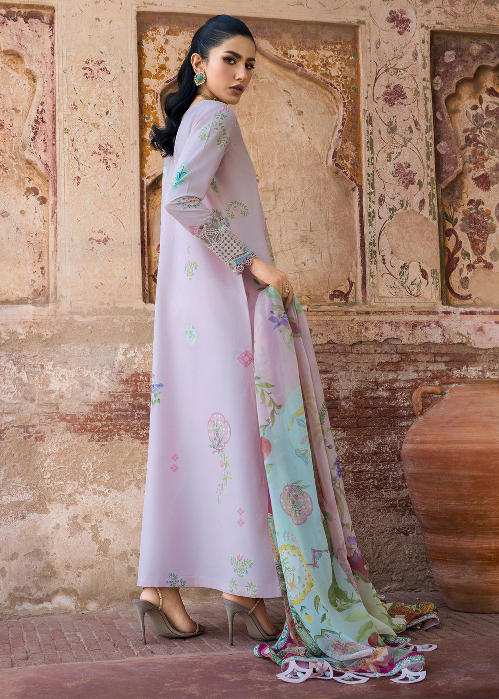 Saira Shakira | Bloom Lawn | MAELLE 1B