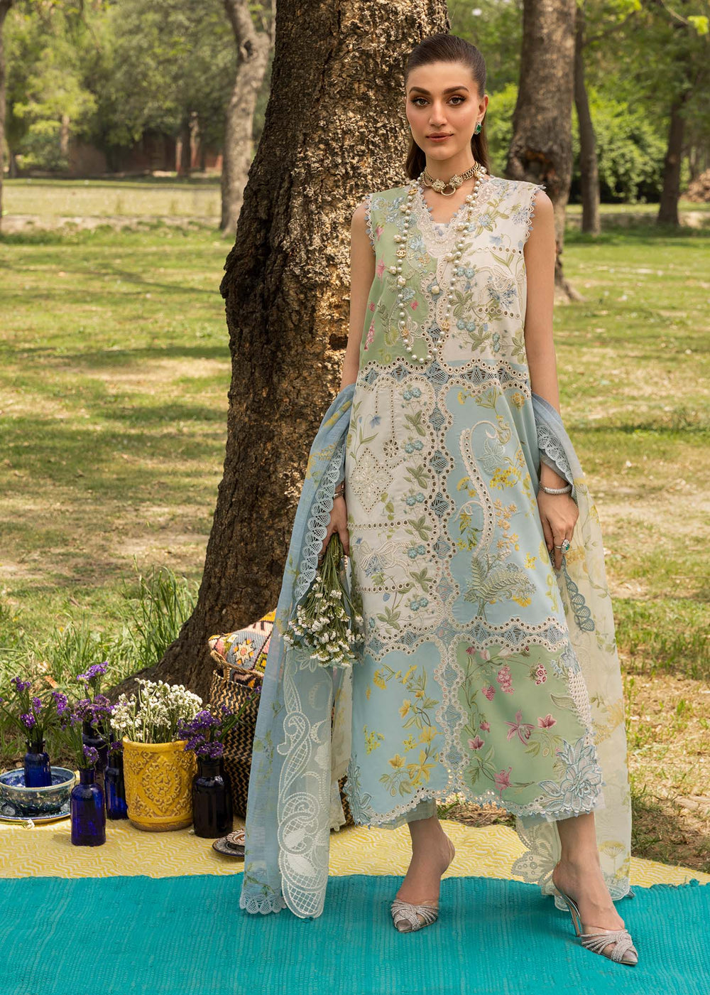 Saira Shakira | Bloom Lawn | LANA 1A