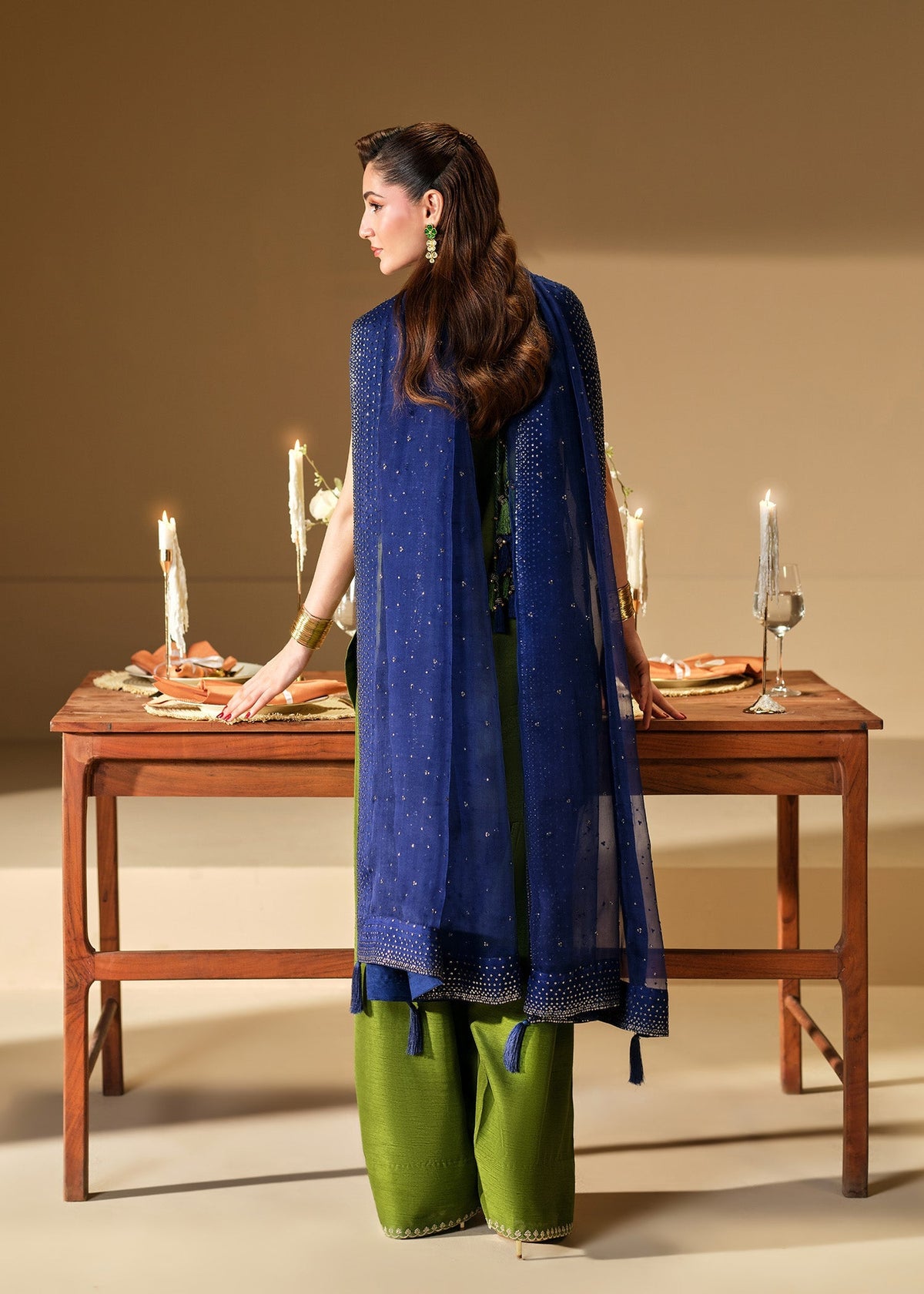 Mahum Asad | The Shadow Line | Verde