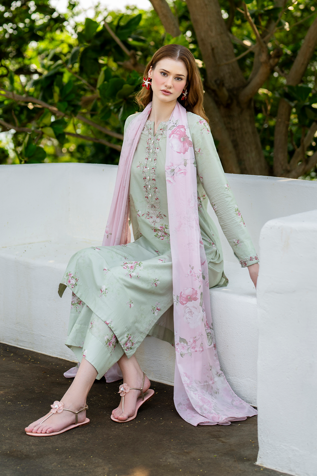 Iznik | lawn 26 | UE-487