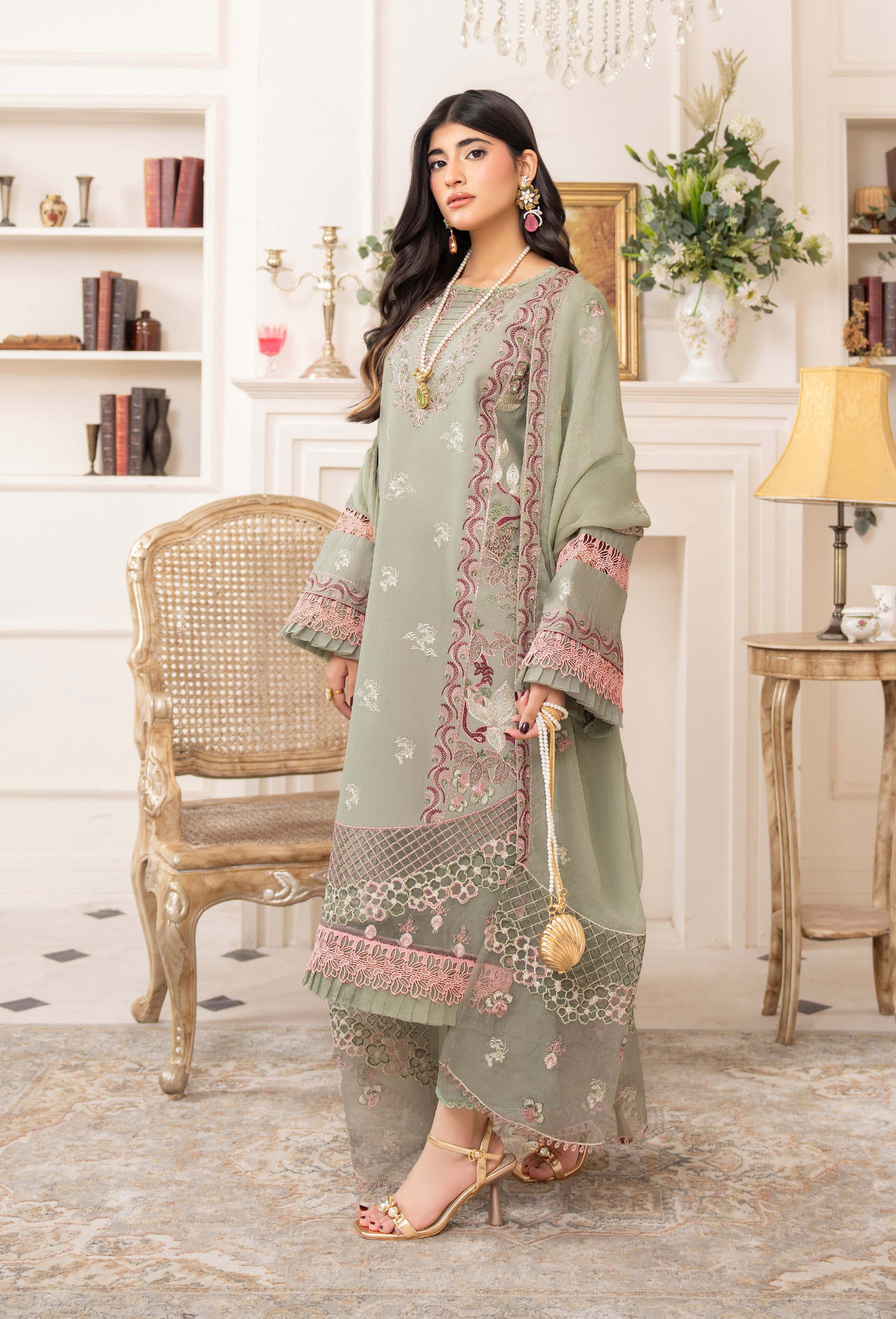 Humdum | Nyra Luxe | Nyra - D05