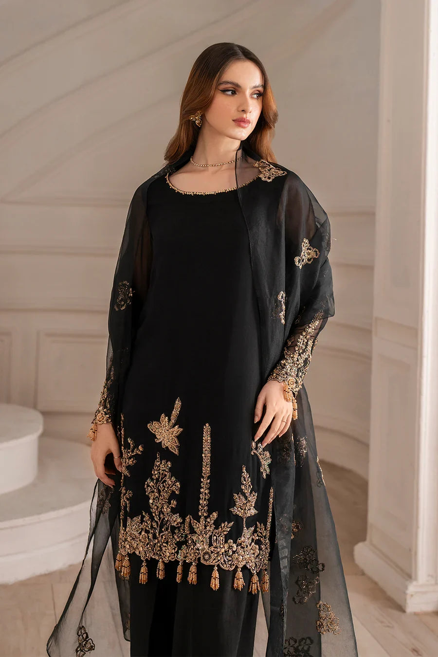 Iznik | Luxury Formals | UE-417 Embroidered Chiffon