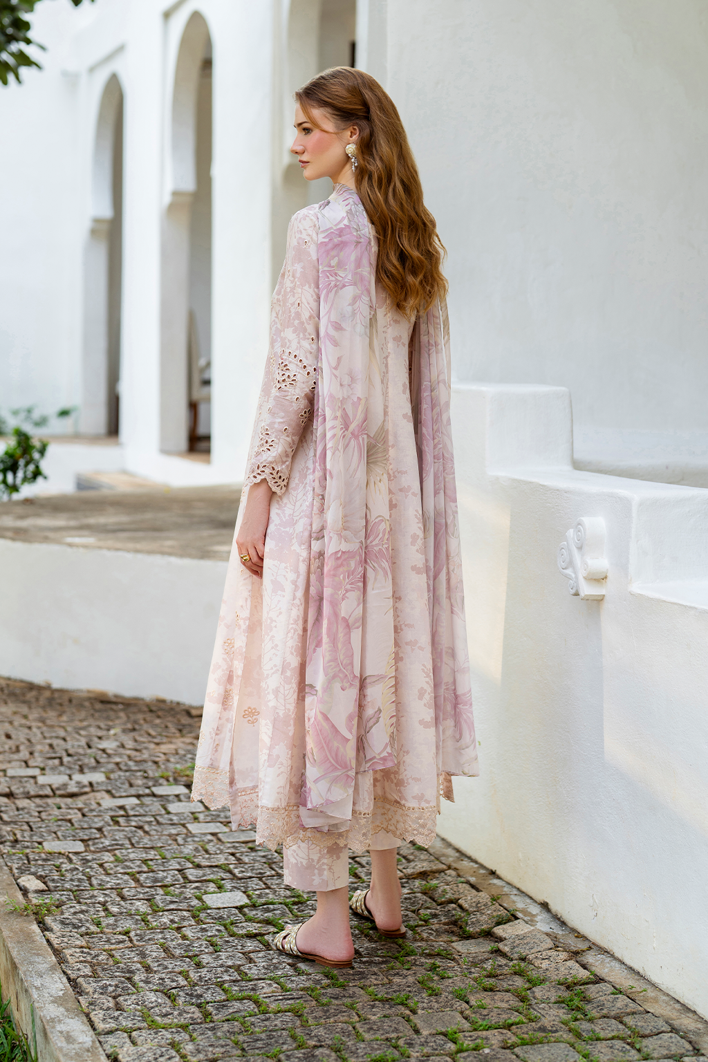 Iznik | lawn 26 | UE-526