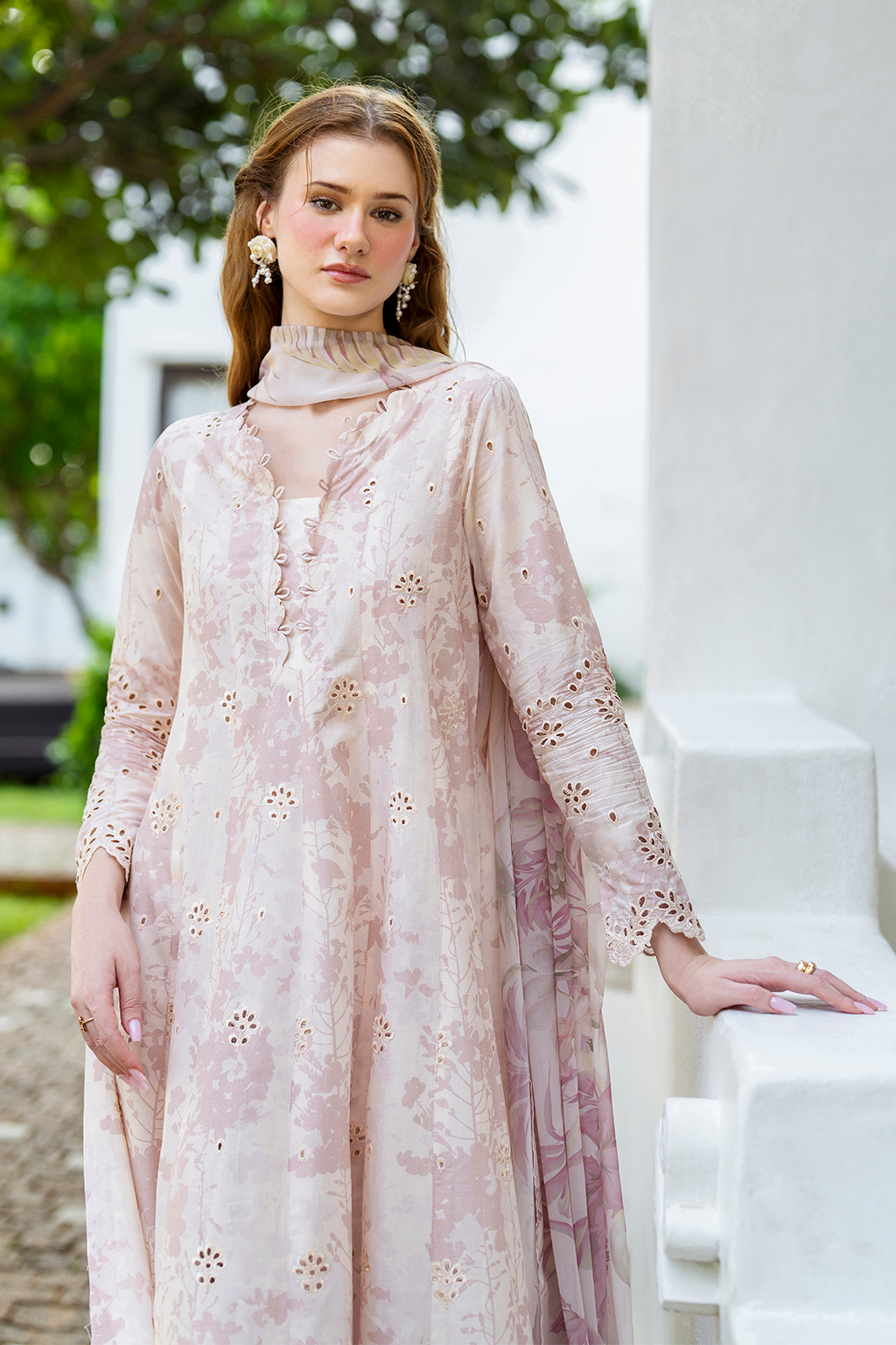 Iznik | lawn 26 | UE-526