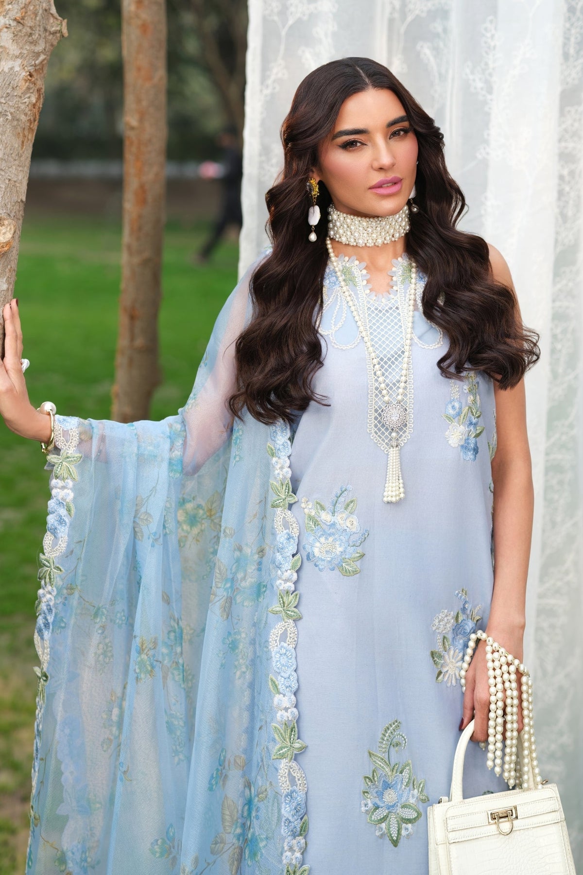 Maryam Hussain | Luxury Lawn 26 | Frost