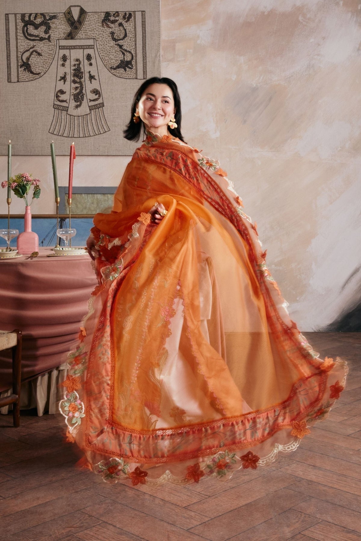 Maryam Hussain | Luxury Lawn 26 Vol 2 | Sharjeena