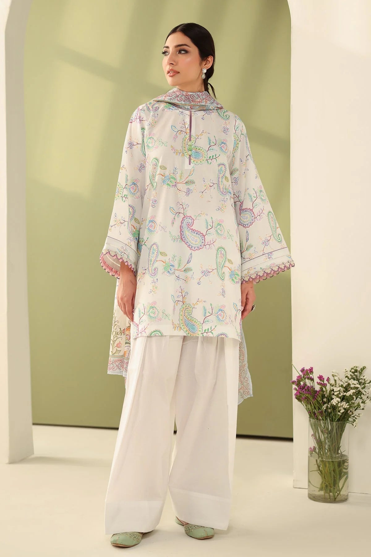 Baroque | Eid Printique | EMBROIDERED PRINTED LAWN UF-4179