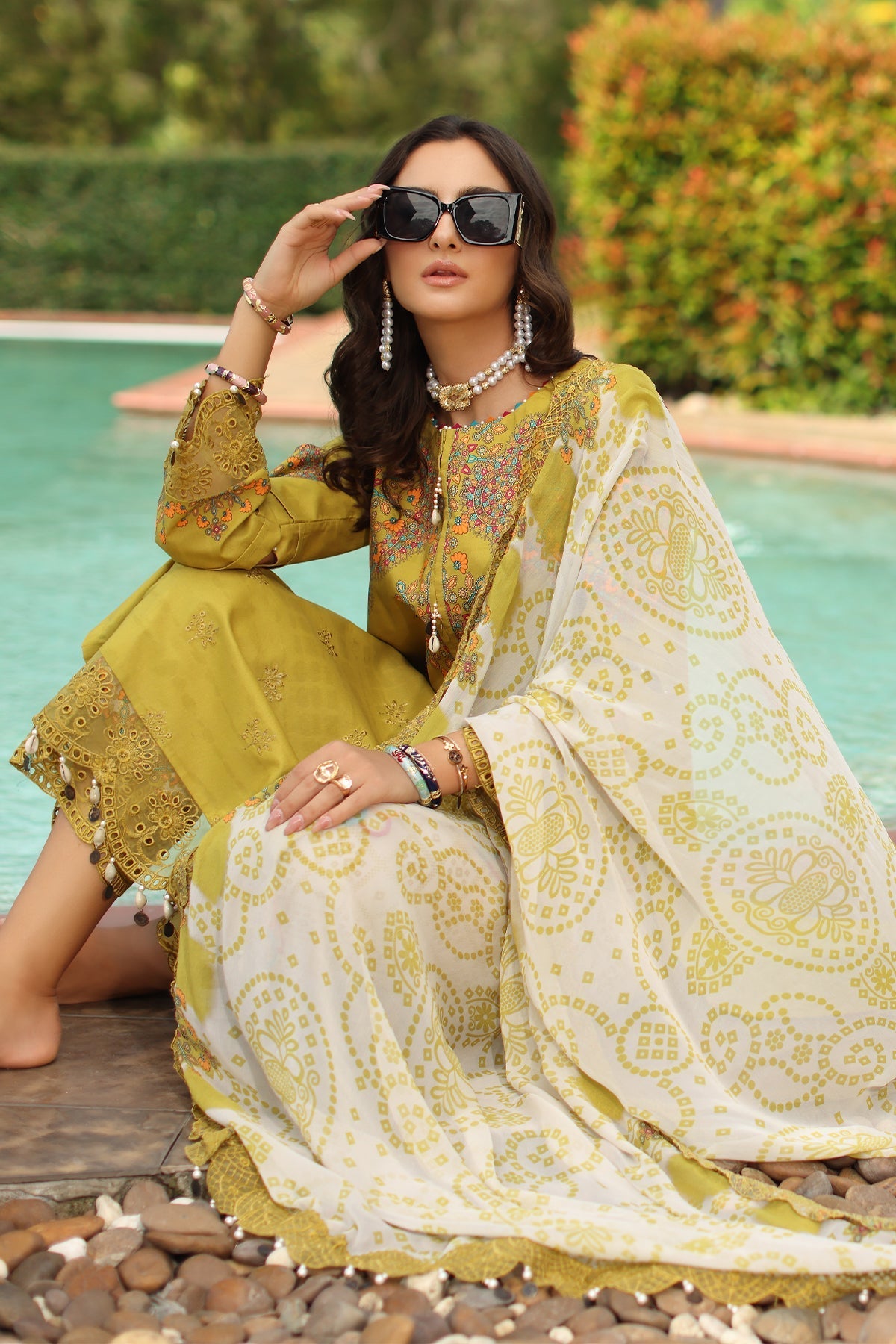 Charizma | Aniq Lawn | AN6-01