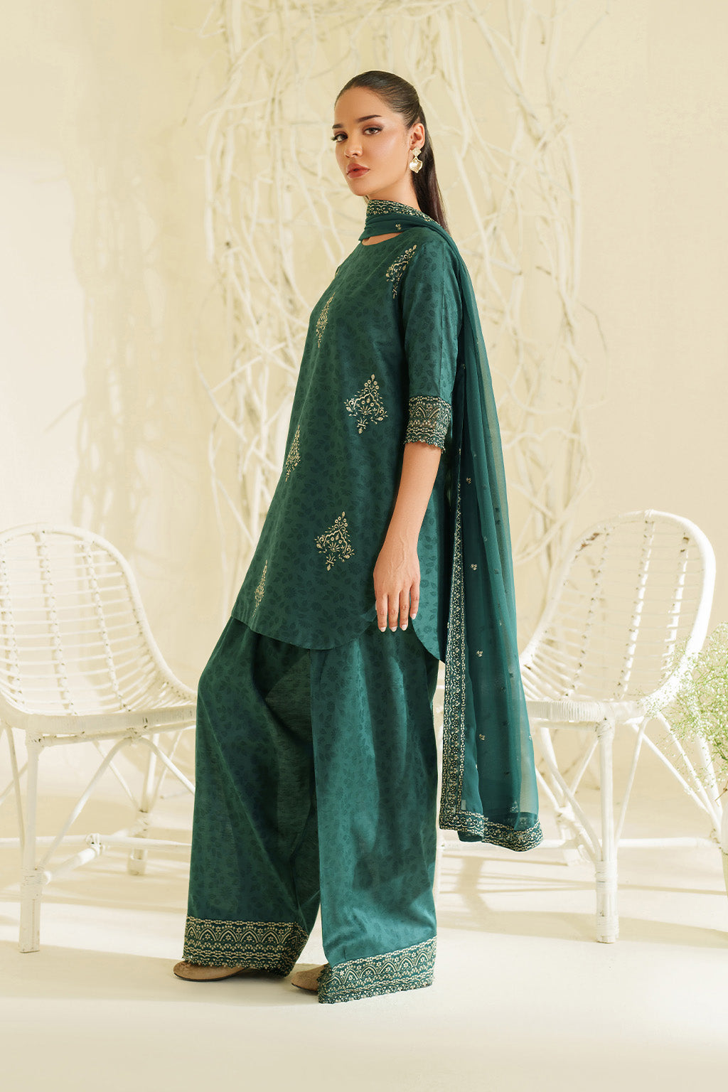 Iznik | lawn 26 | UE-647