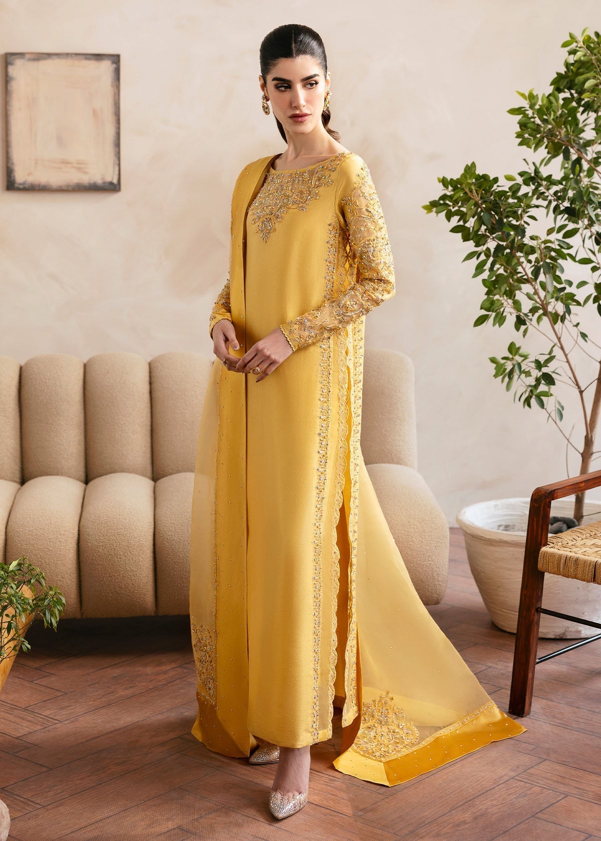Kanwal Malik | Miray Luxury Pret |Saesha