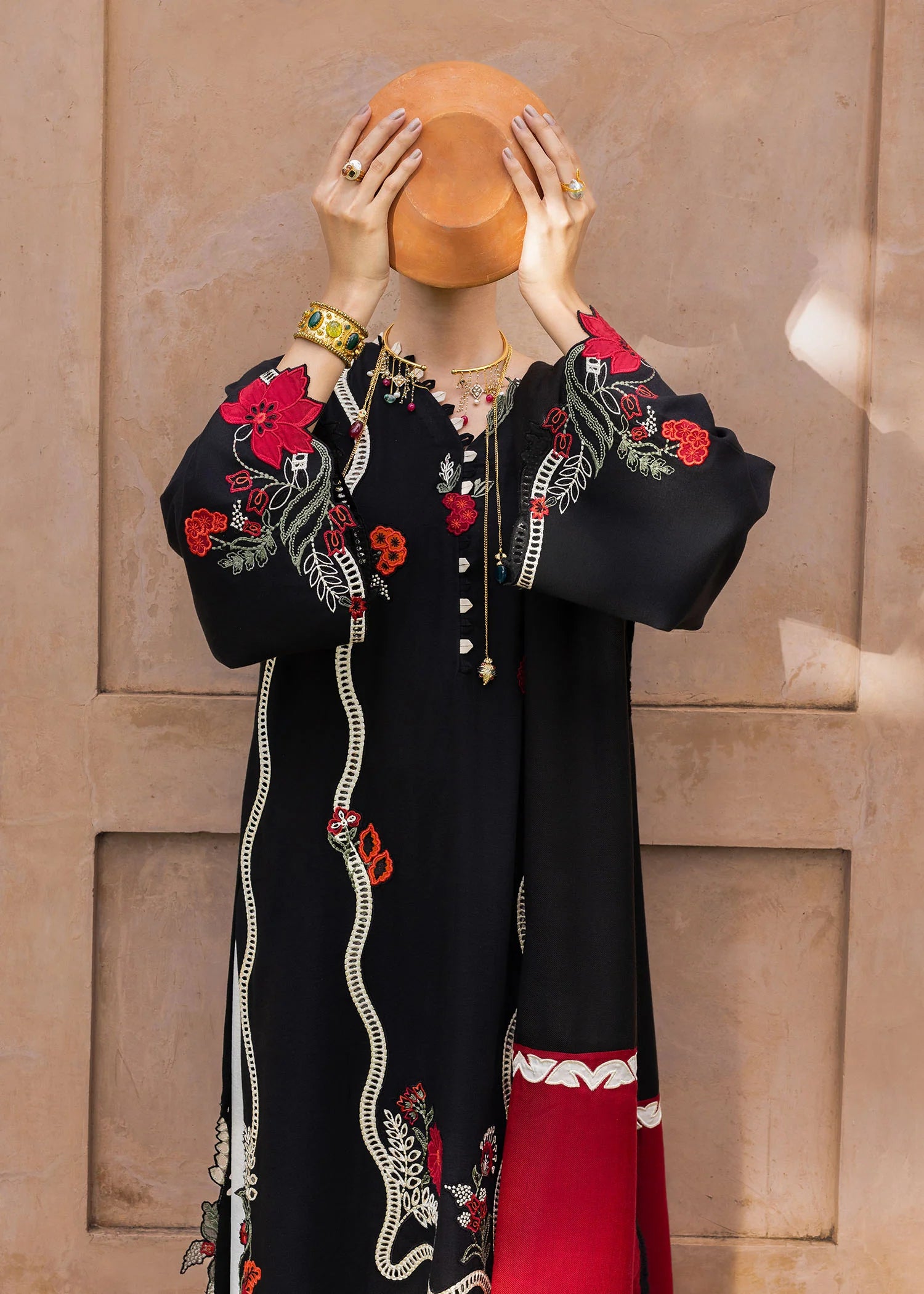 Crimson | MITTI WINTER PRET 25 | Kajal Kahani