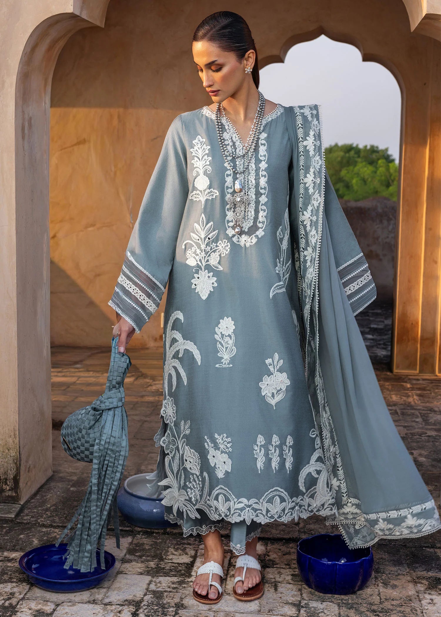 Crimson | MITTI WINTER PRET 25 | Shabo