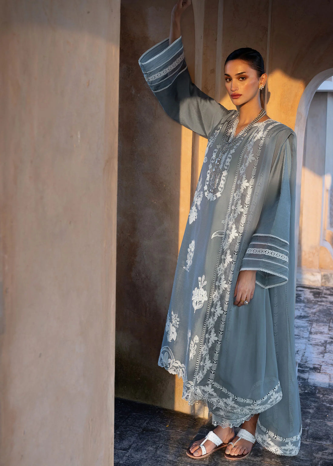 Crimson | MITTI WINTER PRET 25 | Shabo