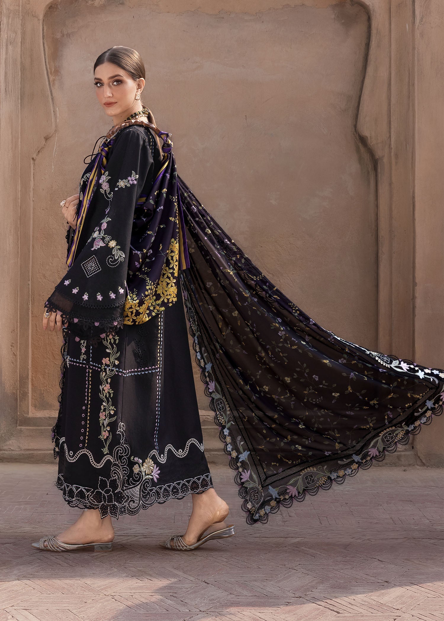 Crimson | flow lawn 26 | FLORAL SERENITY - D1A