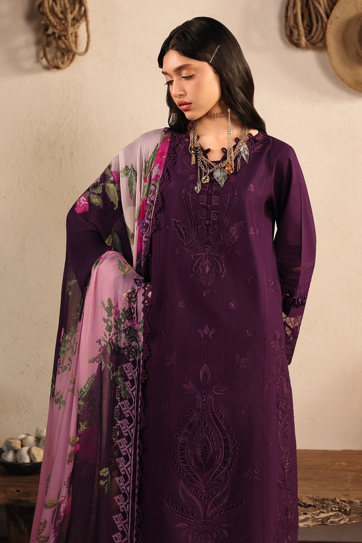 Nureh | Raha Lawn | NE-246