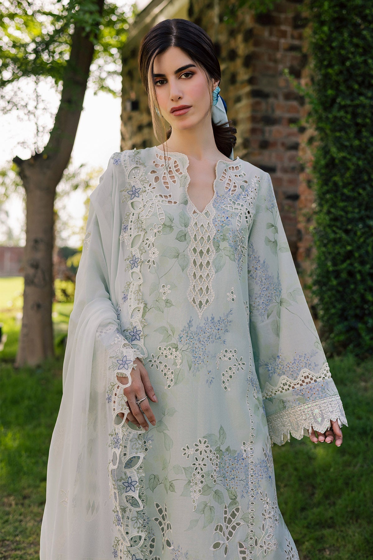 Nureh | Raha Lawn | NE-262