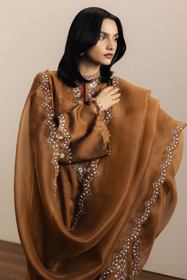 Zara Shahjahan | Festive 26 | Munawwar
