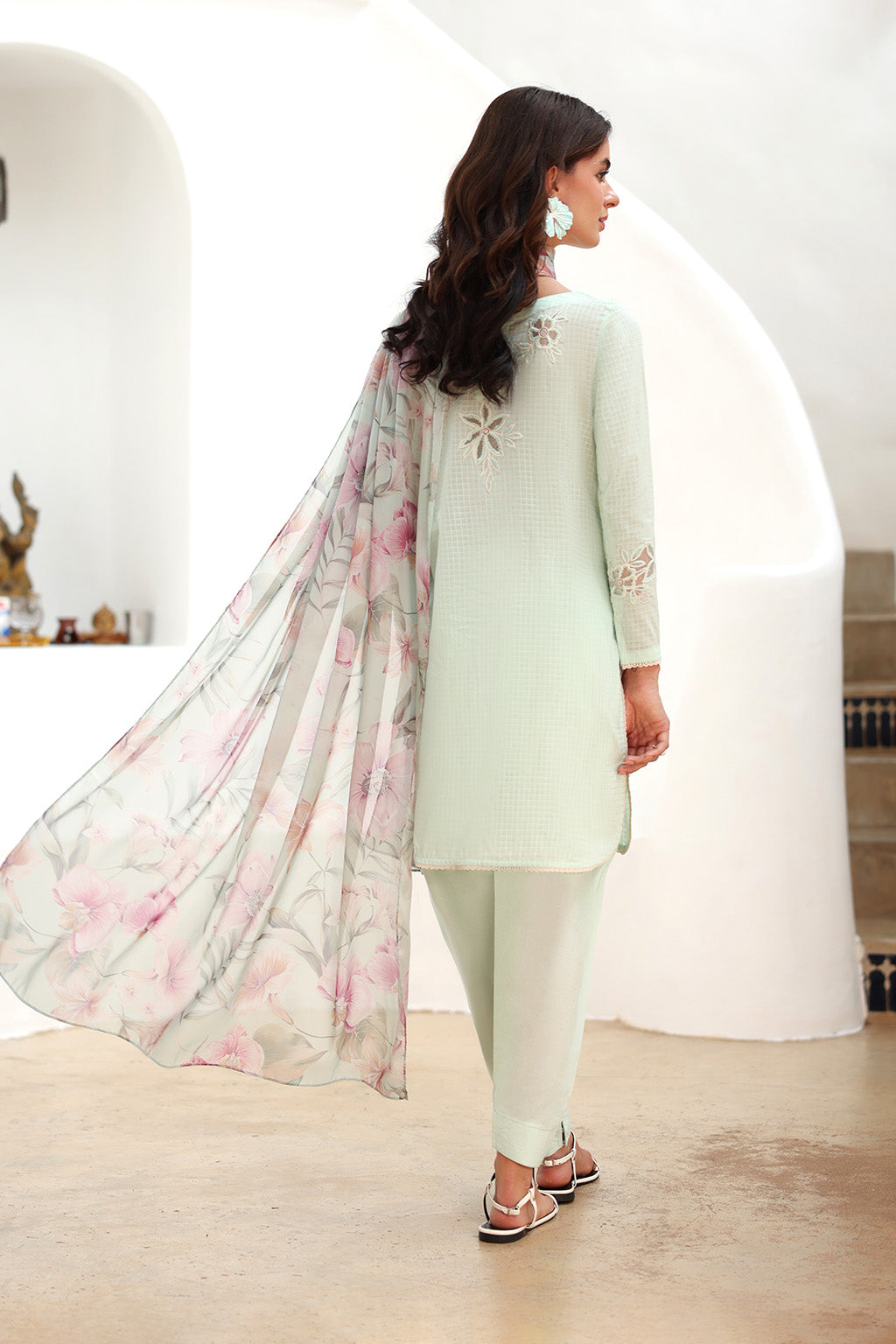 Iznik | lawn 26 | UE-521