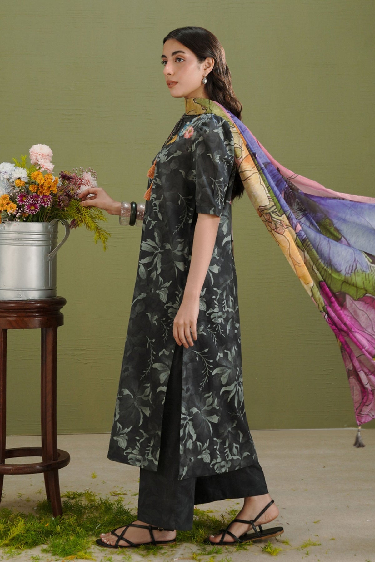 Zara Shahjahan | Coco Prints 26 | Gece-5B