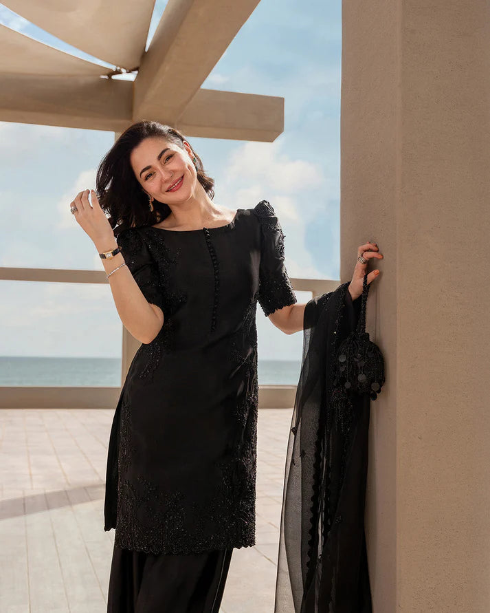 Faiza Saqlain | Reina Luxe | Temirah