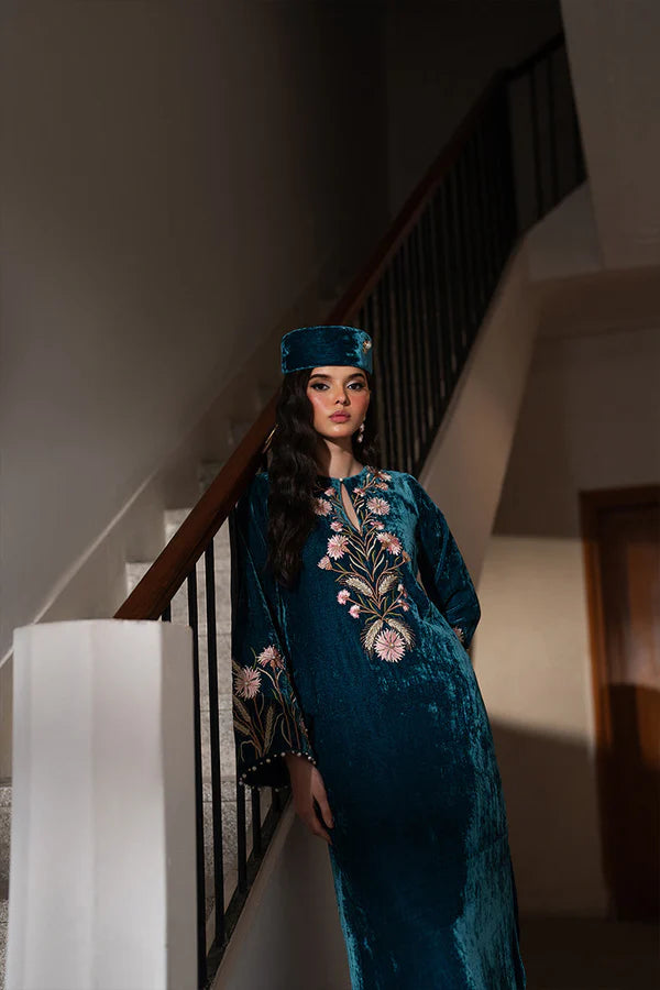 Caia | Luxury Velvet Edit 25 | Twilight custom